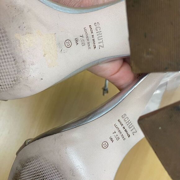 SCHUTZ Sanai Metallic Leather Heeled Sandals - Picture 8 of 9